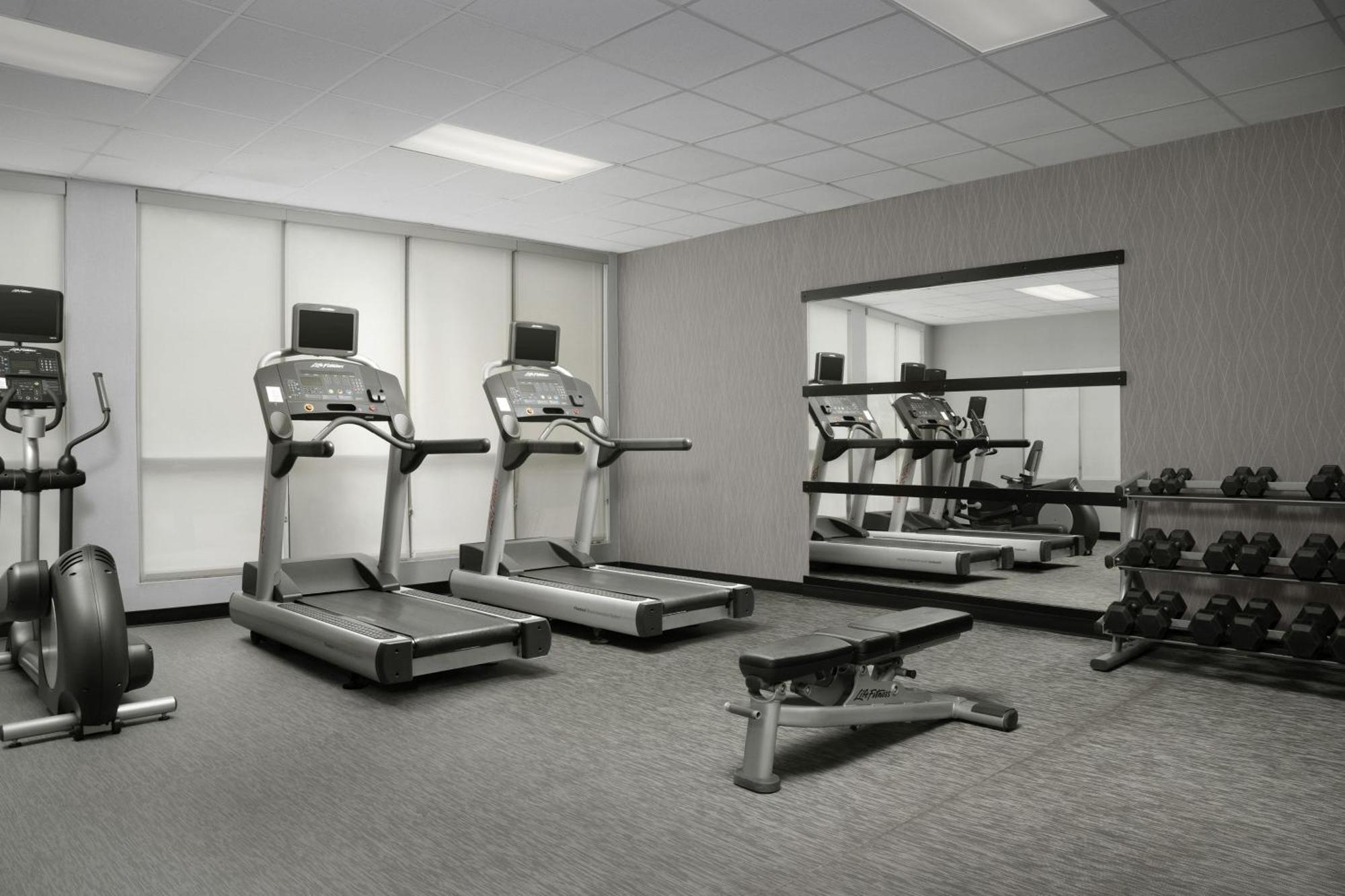 Hotel Courtyard By Marriott Philadelphia Bensalem Esterno foto
