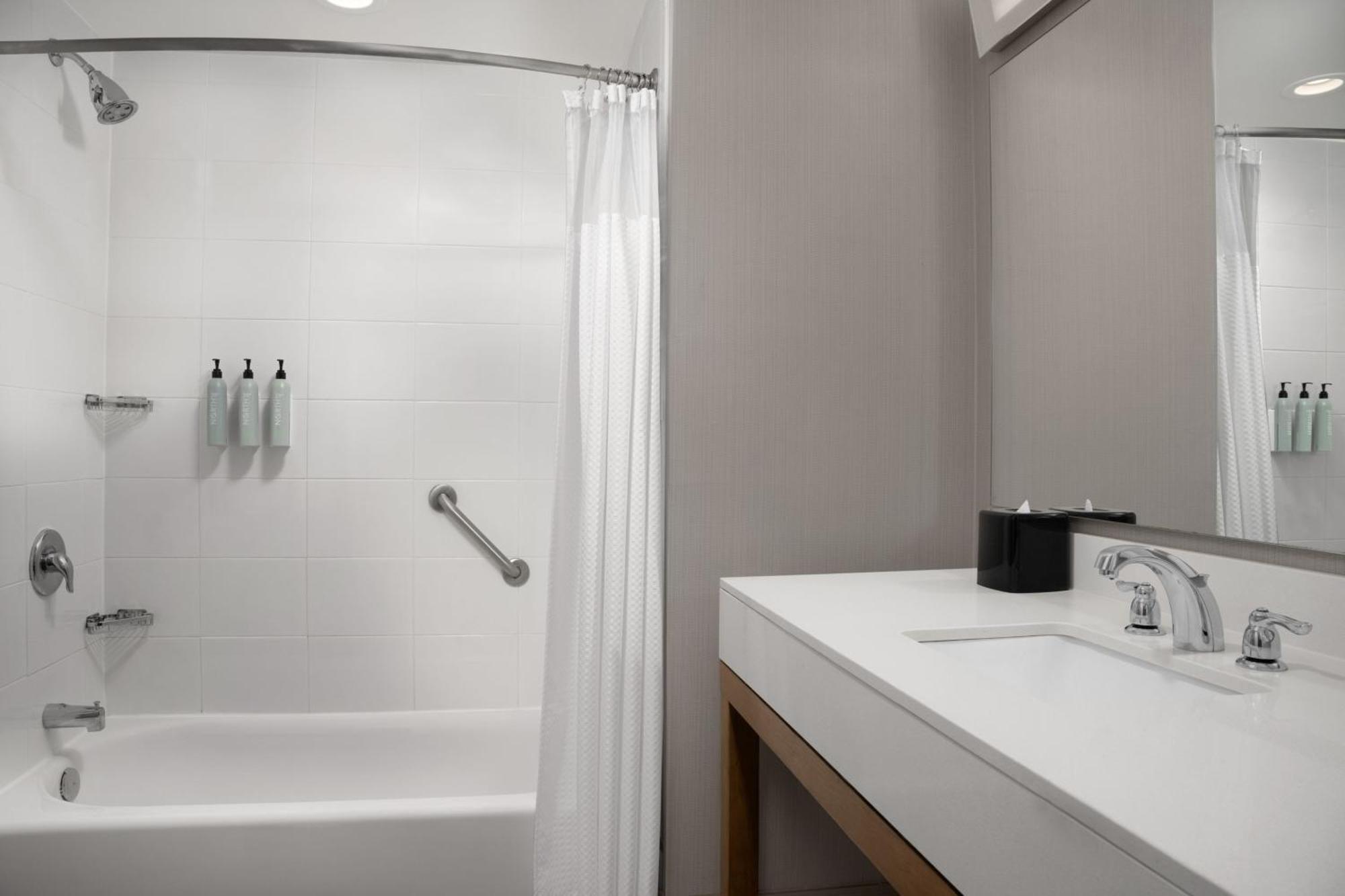 Hotel Courtyard By Marriott Philadelphia Bensalem Esterno foto