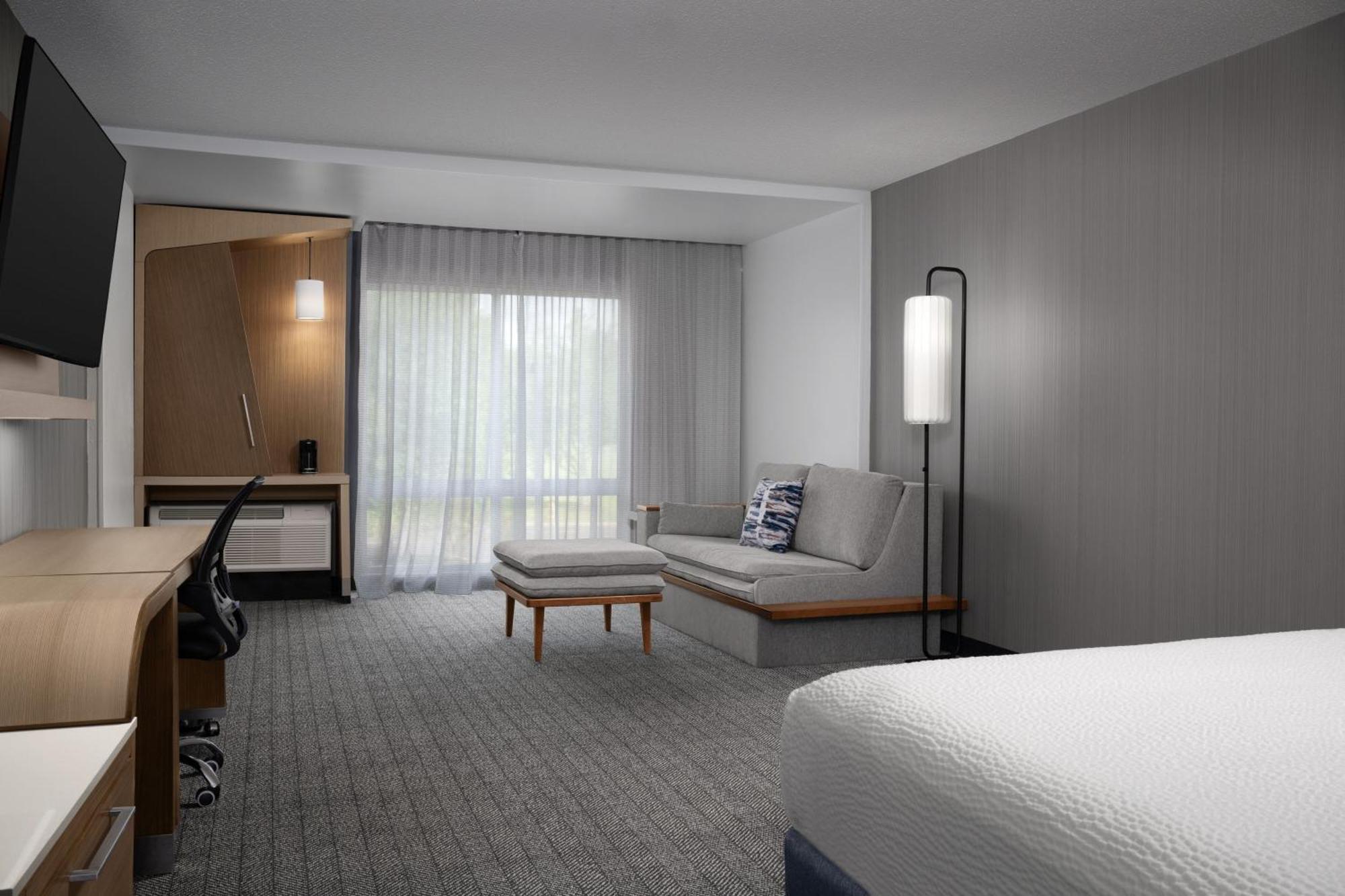 Hotel Courtyard By Marriott Philadelphia Bensalem Esterno foto